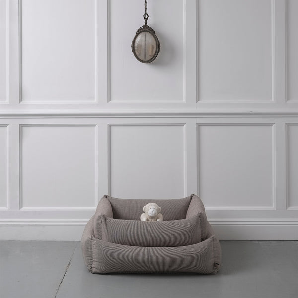 Mungo and Maud Luxury Dog and Cat Outfitters New Lullaby Dog Bed Chocolate Cotton Check Gingham